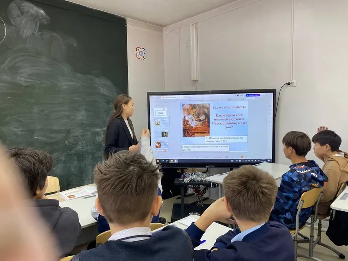 ДеньКонституции12.25.5